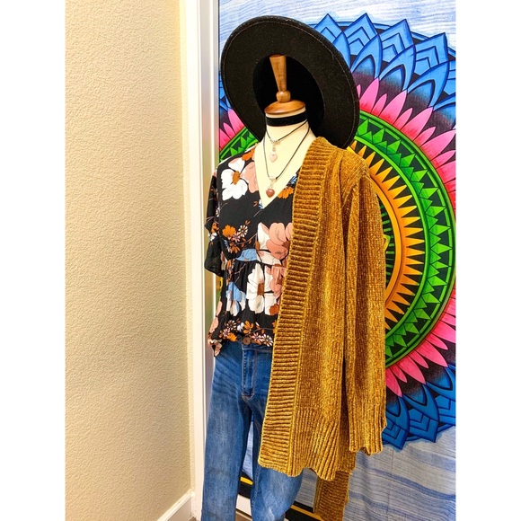 π Stylish flower peplum top - Picture 10 of 11